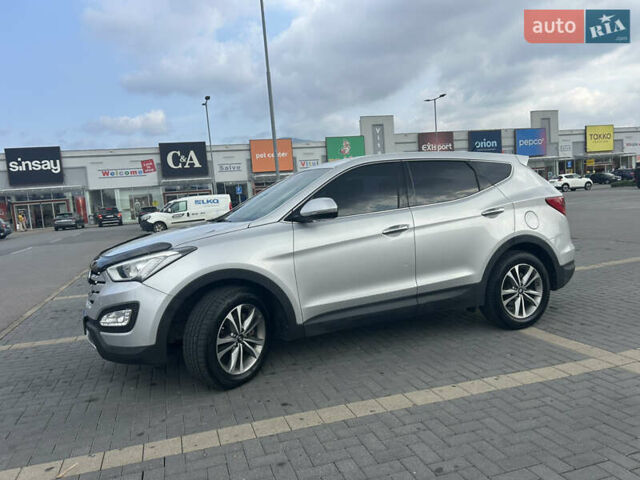 Серый Хендай Санта Фе, объемом двигателя 2 л и пробегом 93 тыс. км за 17204 $, фото 1 на Automoto.ua