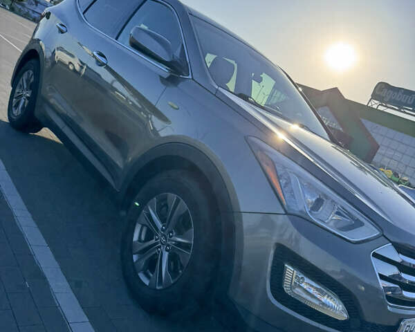Серый Хендай Санта Фе, объемом двигателя 2.36 л и пробегом 110 тыс. км за 14200 $, фото 1 на Automoto.ua
