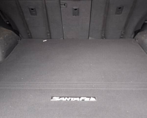 Сірий Хендай Санта Фе, об'ємом двигуна 2.4 л та пробігом 147 тис. км за 14500 $, фото 6 на Automoto.ua