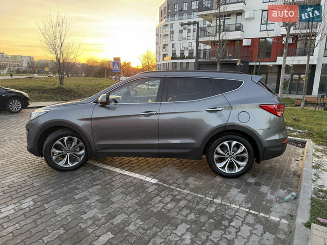 Серый Хендай Санта Фе, объемом двигателя 2.2 л и пробегом 188 тыс. км за 17899 $, фото 4 на Automoto.ua