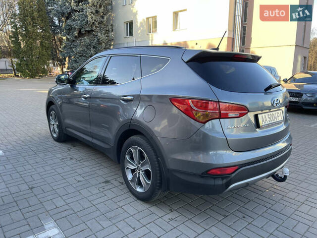 Серый Хендай Санта Фе, объемом двигателя 2.2 л и пробегом 203 тыс. км за 16500 $, фото 3 на Automoto.ua