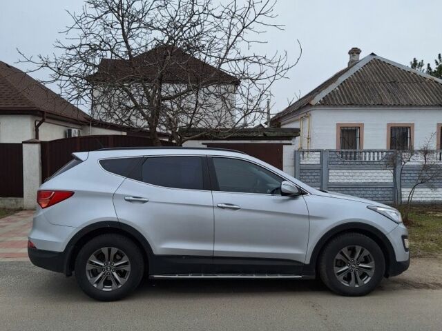 Сірий Хендай Санта Фе, об'ємом двигуна 2.2 л та пробігом 223 тис. км за 17300 $, фото 7 на Automoto.ua