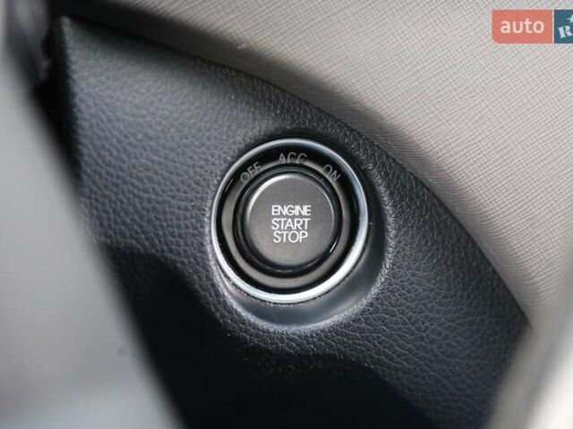 Серый Хендай Санта Фе, объемом двигателя 2.36 л и пробегом 144 тыс. км за 15600 $, фото 15 на Automoto.ua