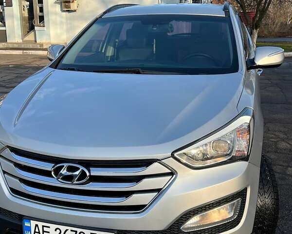 Серый Хендай Санта Фе, объемом двигателя 2 л и пробегом 247 тыс. км за 15500 $, фото 27 на Automoto.ua