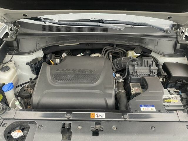 Серый Хендай Санта Фе, объемом двигателя 2 л и пробегом 174 тыс. км за 17990 $, фото 10 на Automoto.ua