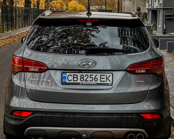 Сірий Хендай Санта Фе, об'ємом двигуна 2.36 л та пробігом 150 тис. км за 14900 $, фото 23 на Automoto.ua