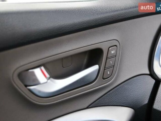 Серый Хендай Санта Фе, объемом двигателя 2.36 л и пробегом 144 тыс. км за 15600 $, фото 22 на Automoto.ua