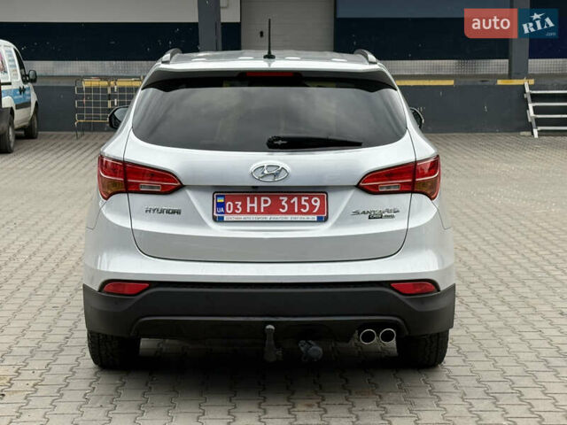 Серый Хендай Санта Фе, объемом двигателя 2.2 л и пробегом 185 тыс. км за 18350 $, фото 9 на Automoto.ua