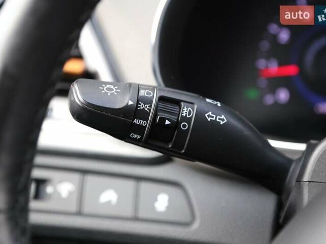 Серый Хендай Санта Фе, объемом двигателя 2.36 л и пробегом 144 тыс. км за 15600 $, фото 25 на Automoto.ua