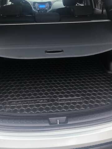 Серый Хендай Санта Фе, объемом двигателя 2.2 л и пробегом 127 тыс. км за 18000 $, фото 16 на Automoto.ua