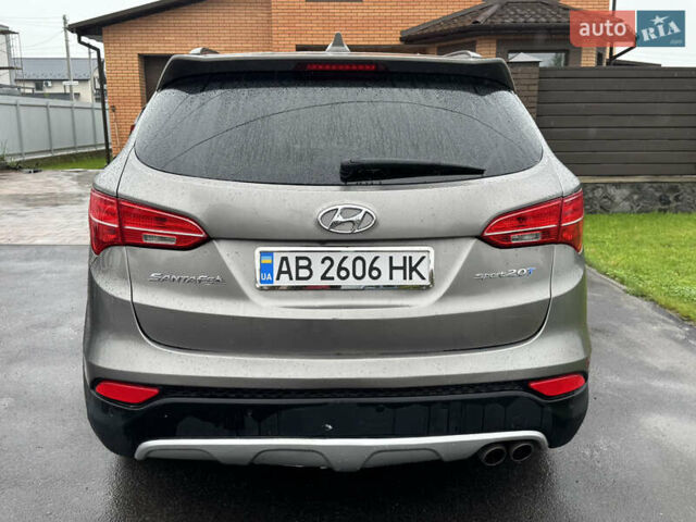 Сірий Хендай Санта Фе, об'ємом двигуна 2 л та пробігом 154 тис. км за 15500 $, фото 1 на Automoto.ua