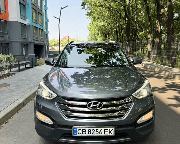 Сірий Хендай Санта Фе, об'ємом двигуна 2.36 л та пробігом 150 тис. км за 14900 $, фото 1 на Automoto.ua