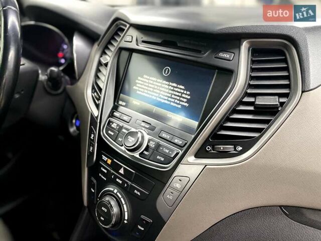 Серый Хендай Санта Фе, объемом двигателя 2 л и пробегом 130 тыс. км за 14700 $, фото 42 на Automoto.ua