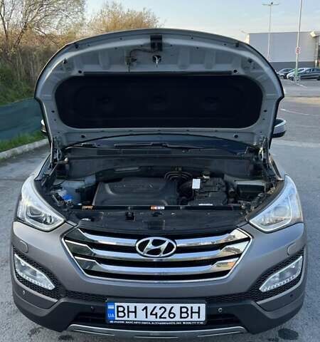 Серый Хендай Санта Фе, объемом двигателя 2.2 л и пробегом 96 тыс. км за 22000 $, фото 17 на Automoto.ua