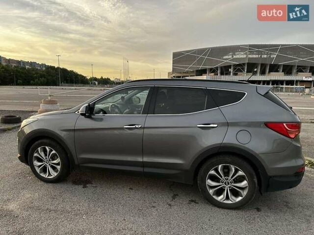 Серый Хендай Санта Фе, объемом двигателя 2.2 л и пробегом 133 тыс. км за 17400 $, фото 16 на Automoto.ua