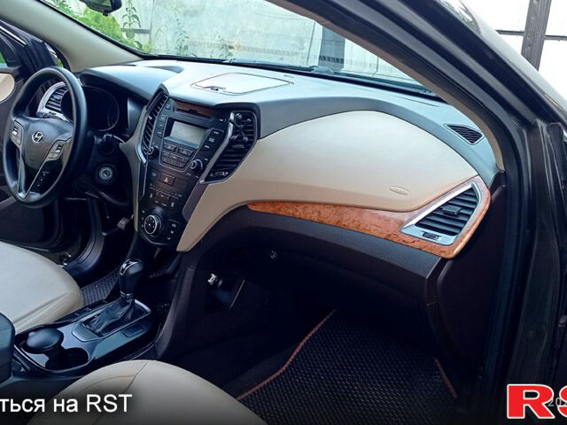 Сірий Хендай Санта Фе, об'ємом двигуна 2.4 л та пробігом 204 тис. км за 13500 $, фото 2 на Automoto.ua