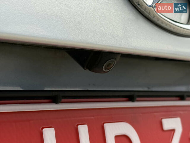 Сірий Хендай Санта Фе, об'ємом двигуна 2.2 л та пробігом 185 тис. км за 17750 $, фото 28 на Automoto.ua