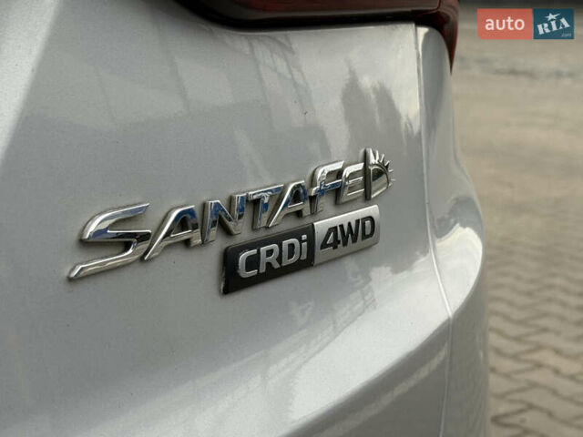 Серый Хендай Санта Фе, объемом двигателя 2.2 л и пробегом 185 тыс. км за 18350 $, фото 30 на Automoto.ua
