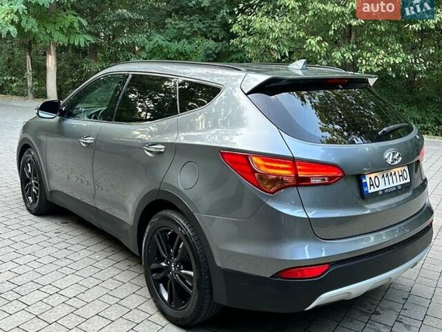 Сірий Хендай Санта Фе, об'ємом двигуна 2.2 л та пробігом 163 тис. км за 19733 $, фото 2 на Automoto.ua
