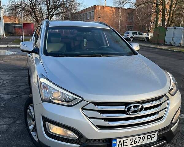 Серый Хендай Санта Фе, объемом двигателя 2 л и пробегом 247 тыс. км за 15500 $, фото 28 на Automoto.ua