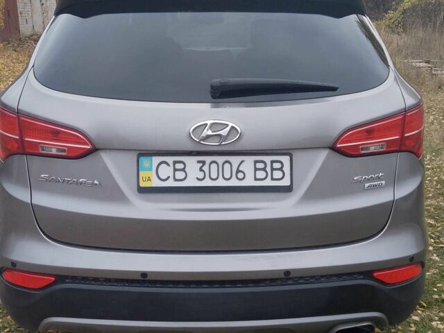 Серый Хендай Санта Фе, объемом двигателя 2.4 л и пробегом 147 тыс. км за 14700 $, фото 6 на Automoto.ua