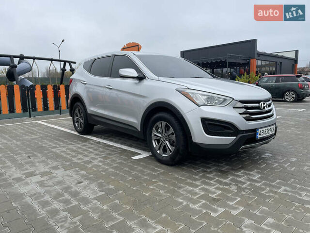 Серый Хендай Санта Фе, объемом двигателя 2.36 л и пробегом 183 тыс. км за 13800 $, фото 24 на Automoto.ua