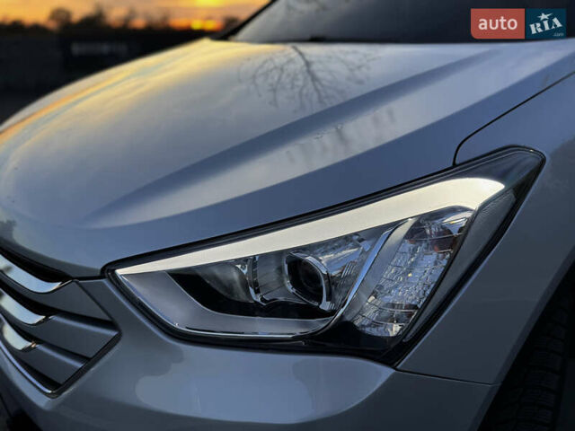 Сірий Хендай Санта Фе, об'ємом двигуна 2.2 л та пробігом 150 тис. км за 17800 $, фото 97 на Automoto.ua