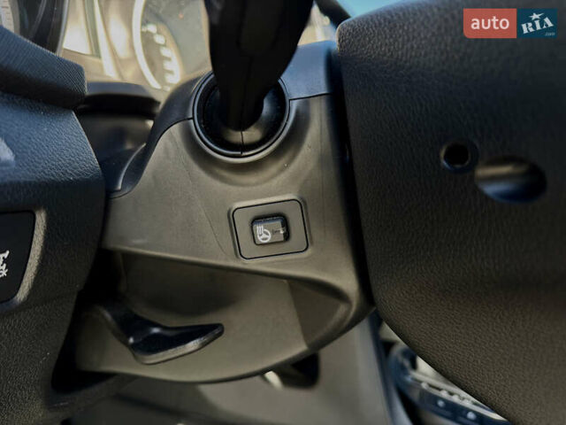 Сірий Хендай Санта Фе, об'ємом двигуна 2.2 л та пробігом 150 тис. км за 17800 $, фото 70 на Automoto.ua