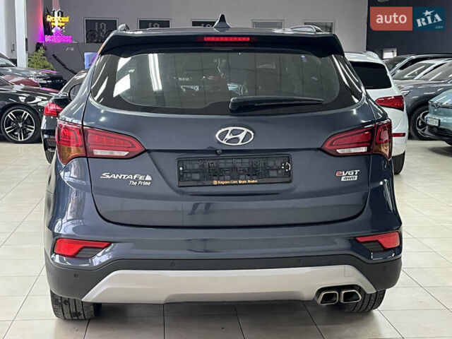 Сірий Хендай Санта Фе, об'ємом двигуна 2.2 л та пробігом 130 тис. км за 18300 $, фото 5 на Automoto.ua