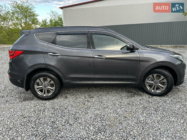 Сірий Хендай Санта Фе, об'ємом двигуна 2.36 л та пробігом 132 тис. км за 15200 $, фото 3 на Automoto.ua