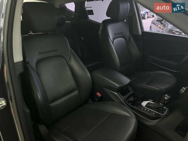 Сірий Хендай Санта Фе, об'ємом двигуна 2.2 л та пробігом 130 тис. км за 18300 $, фото 12 на Automoto.ua