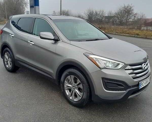 Серый Хендай Санта Фе, объемом двигателя 2.36 л и пробегом 285 тыс. км за 12700 $, фото 5 на Automoto.ua