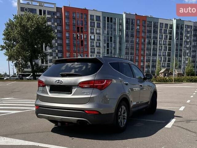 Сірий Хендай Санта Фе, об'ємом двигуна 2.4 л та пробігом 117 тис. км за 17950 $, фото 6 на Automoto.ua