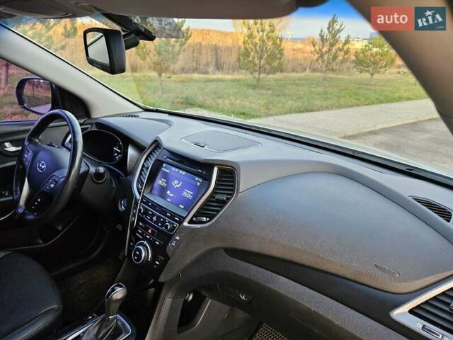 Сірий Хендай Санта Фе, об'ємом двигуна 2 л та пробігом 164 тис. км за 18800 $, фото 14 на Automoto.ua