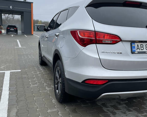 Серый Хендай Санта Фе, объемом двигателя 2.36 л и пробегом 183 тыс. км за 13800 $, фото 34 на Automoto.ua