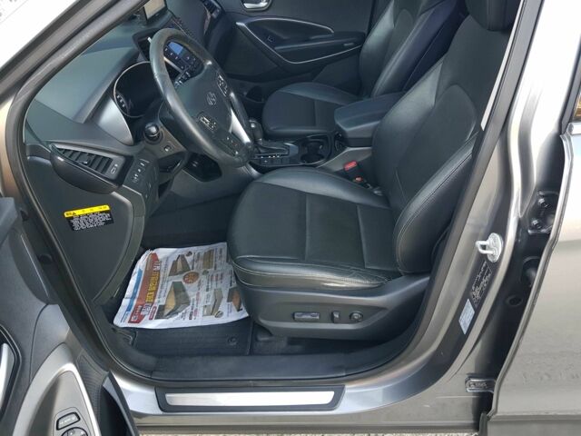 Серый Хендай Санта Фе, объемом двигателя 0 л и пробегом 155 тыс. км за 15500 $, фото 13 на Automoto.ua