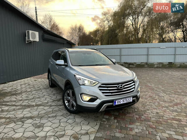 Серый Хендай Санта Фе, объемом двигателя 2.2 л и пробегом 162 тыс. км за 20300 $, фото 1 на Automoto.ua