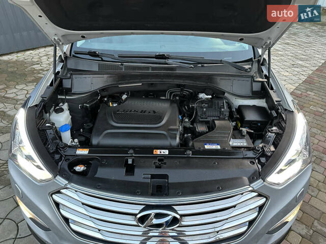 Серый Хендай Санта Фе, объемом двигателя 2.2 л и пробегом 162 тыс. км за 20300 $, фото 19 на Automoto.ua