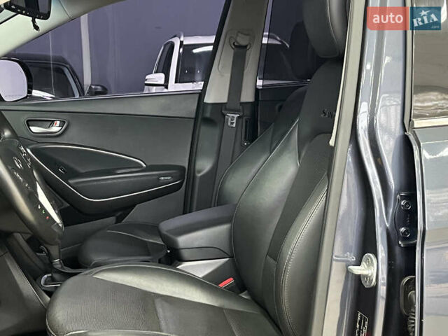 Сірий Хендай Санта Фе, об'ємом двигуна 2.2 л та пробігом 130 тис. км за 18300 $, фото 21 на Automoto.ua