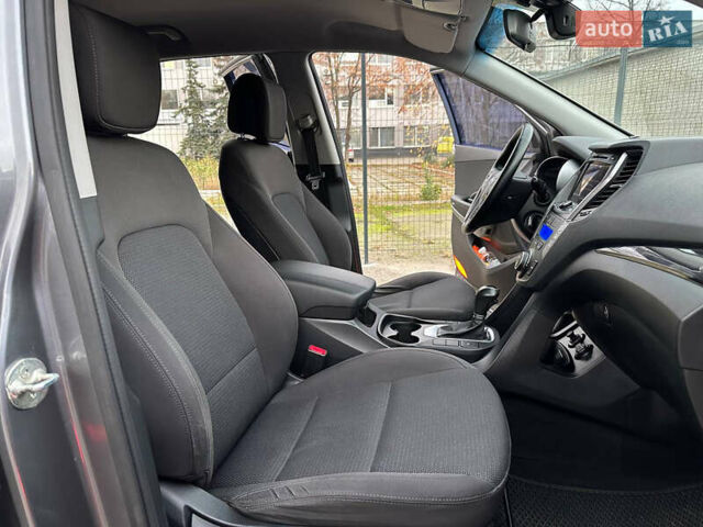 Сірий Хендай Санта Фе, об'ємом двигуна 2.4 л та пробігом 147 тис. км за 17400 $, фото 26 на Automoto.ua