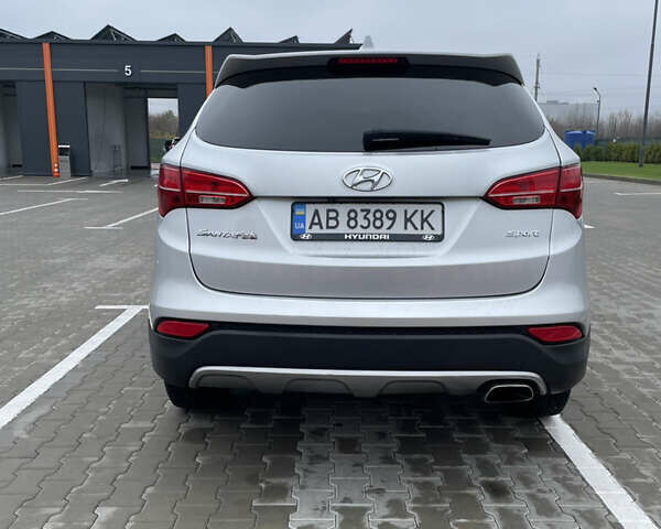 Серый Хендай Санта Фе, объемом двигателя 2.36 л и пробегом 183 тыс. км за 13800 $, фото 17 на Automoto.ua