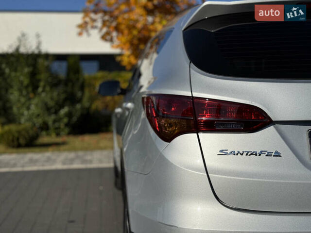 Сірий Хендай Санта Фе, об'ємом двигуна 2.2 л та пробігом 150 тис. км за 17800 $, фото 76 на Automoto.ua