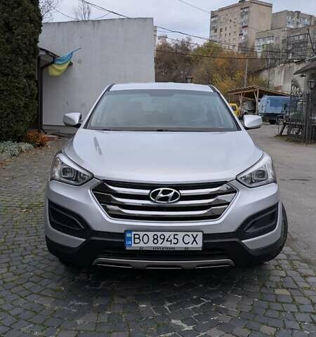 Серый Хендай Санта Фе, объемом двигателя 2.36 л и пробегом 155 тыс. км за 13300 $, фото 7 на Automoto.ua