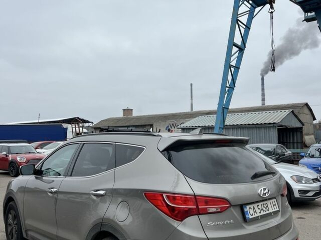 Серый Хендай Санта Фе, объемом двигателя 2.4 л и пробегом 156 тыс. км за 13800 $, фото 4 на Automoto.ua