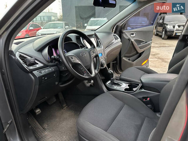 Сірий Хендай Санта Фе, об'ємом двигуна 2.4 л та пробігом 147 тис. км за 17400 $, фото 12 на Automoto.ua