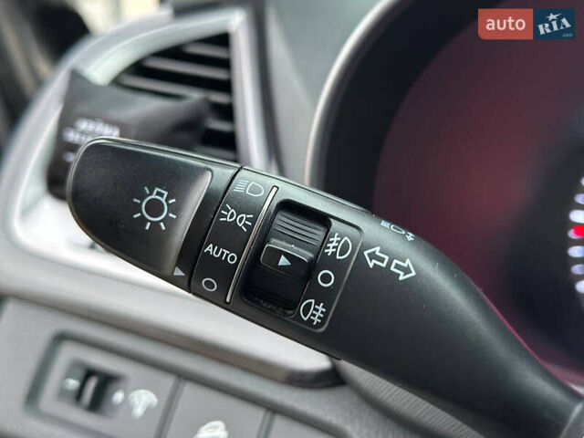 Сірий Хендай Санта Фе, об'ємом двигуна 2.4 л та пробігом 147 тис. км за 17400 $, фото 36 на Automoto.ua