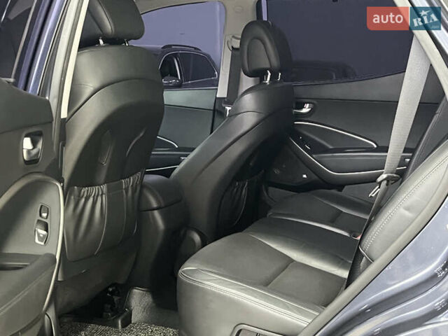 Сірий Хендай Санта Фе, об'ємом двигуна 2.2 л та пробігом 130 тис. км за 18300 $, фото 20 на Automoto.ua