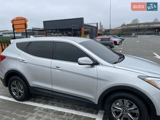 Серый Хендай Санта Фе, объемом двигателя 2.36 л и пробегом 183 тыс. км за 13800 $, фото 22 на Automoto.ua
