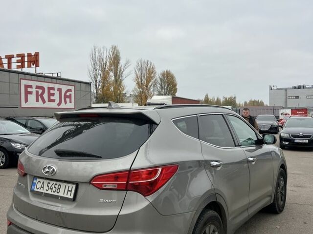 Серый Хендай Санта Фе, объемом двигателя 2.4 л и пробегом 156 тыс. км за 13800 $, фото 3 на Automoto.ua