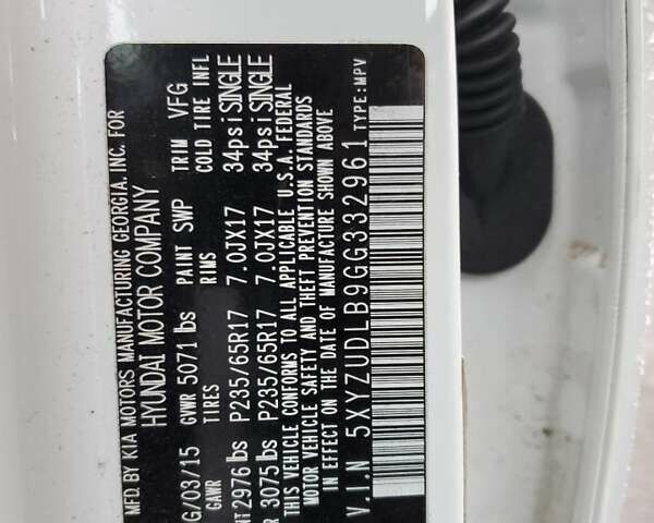 Серый Хендай Санта Фе, объемом двигателя 2.36 л и пробегом 150 тыс. км за 2200 $, фото 12 на Automoto.ua